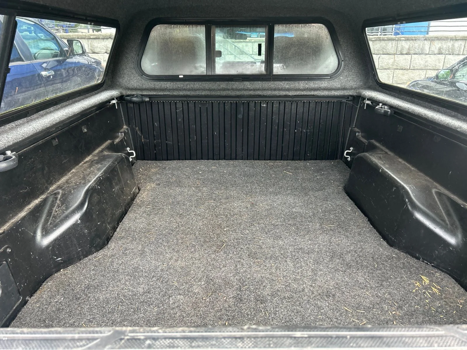 Used 2015 Magnetic Gray Metallic Toyota Base V6 image 7