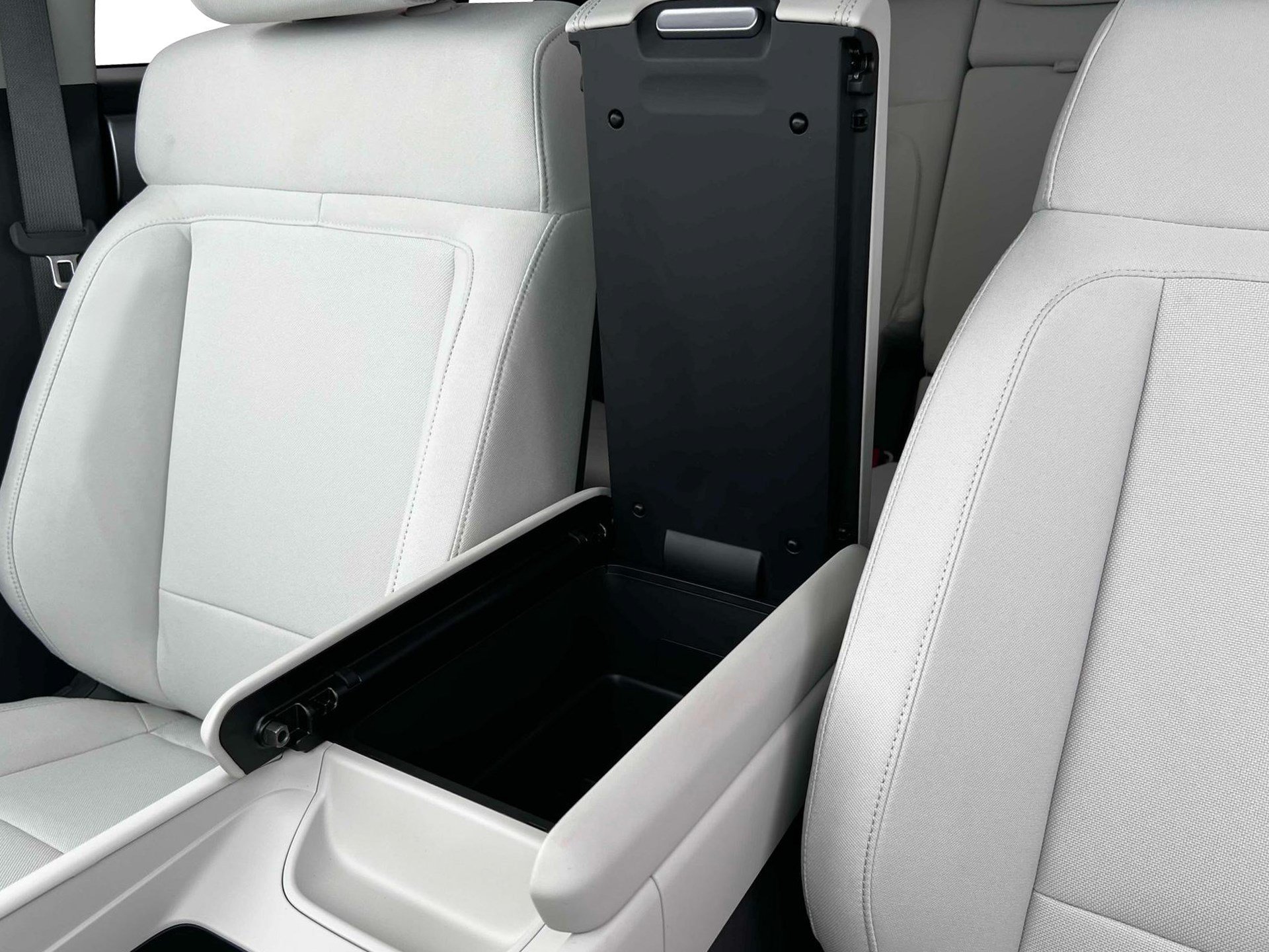 2026 Hyundai Santa Fe SE - Photo 19