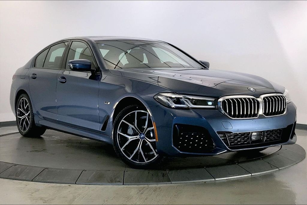 Certified Used 2023 Arctic Race Blue Metallic BMW  image 33
