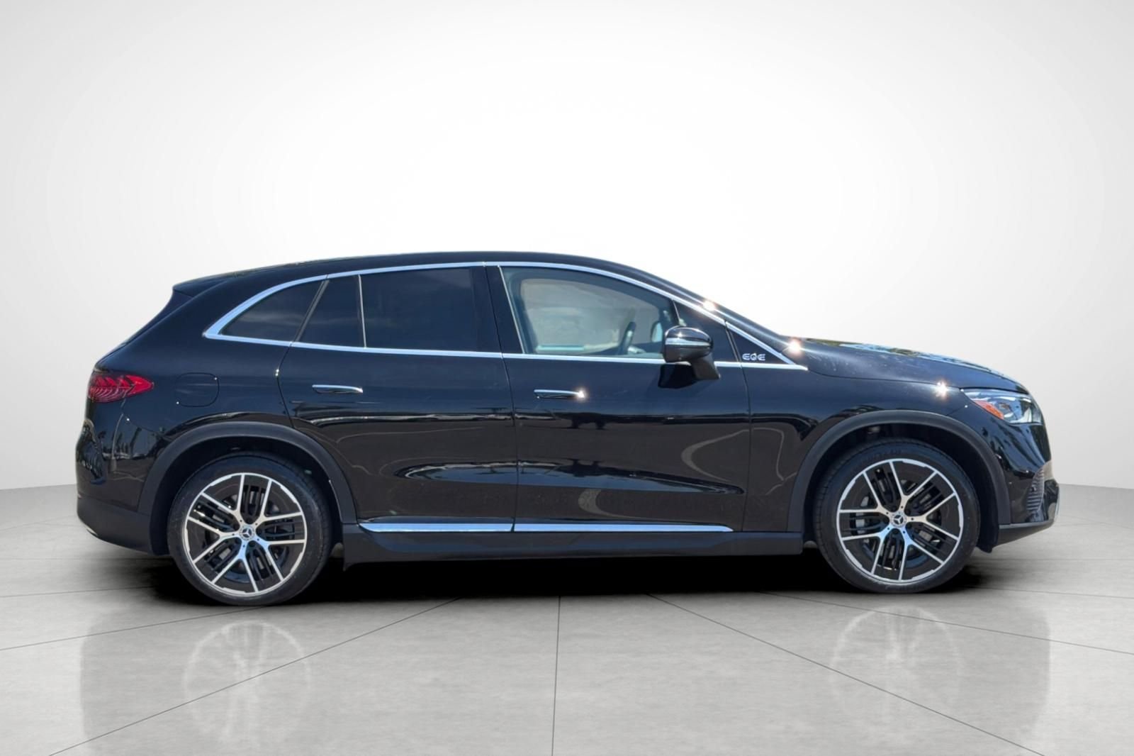 Certified Used 2023 Black Mercedes-Benz 350+ SUV image 25