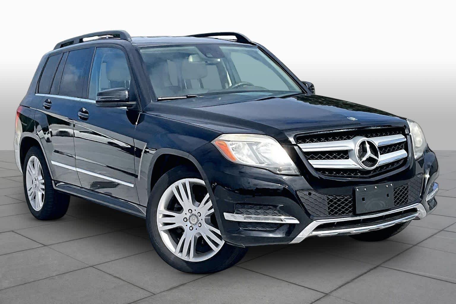 Pre-Owned 2015 Mercedes-Benz GLK 350