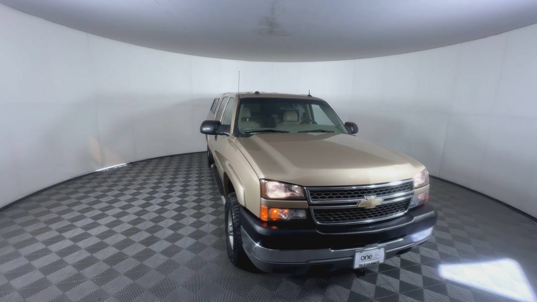 1GCHK23215F892320