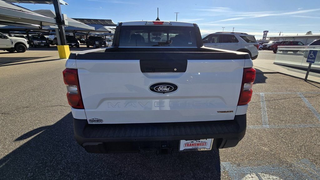 New 2025 White Ford Tremor image 8