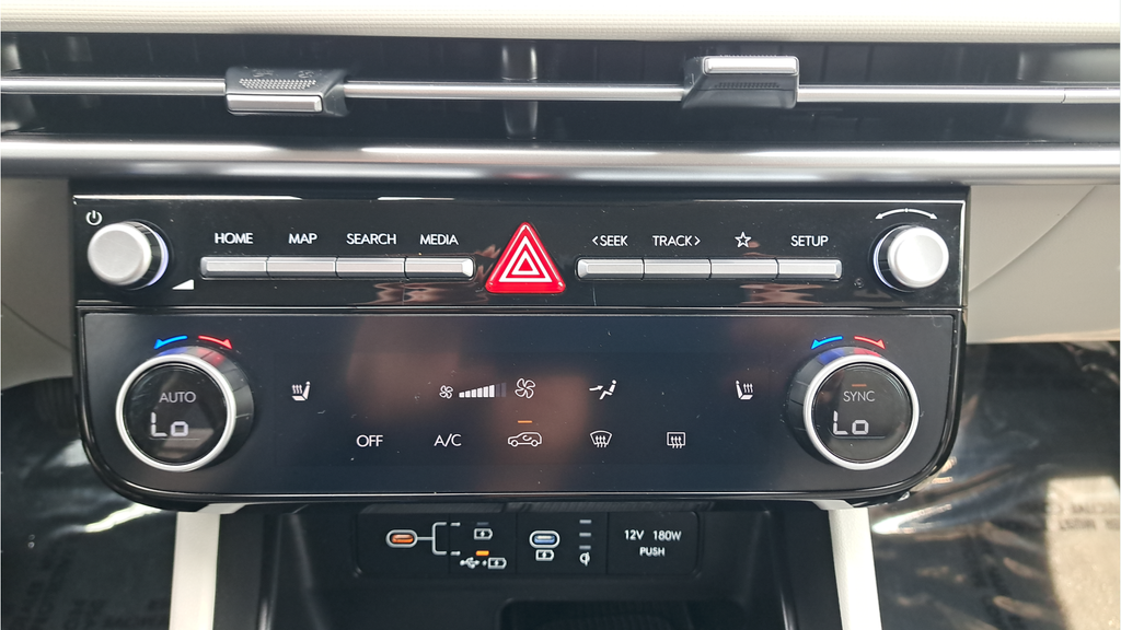 Used 2025 Red Hyundai SEL image 21