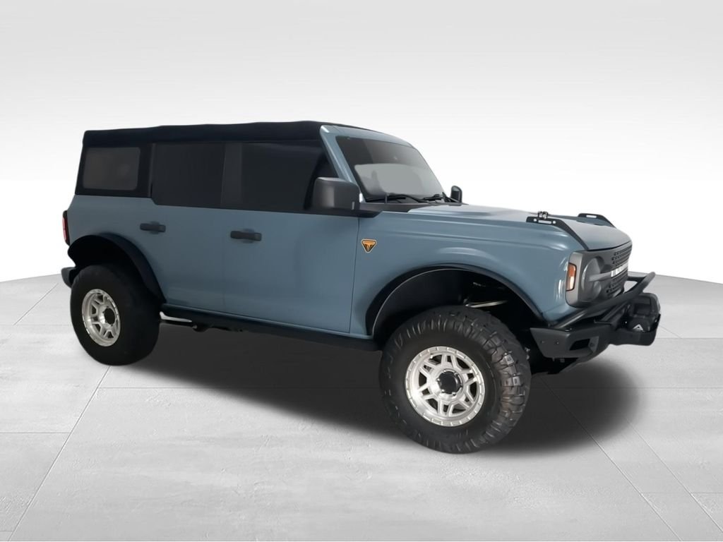 2023 Ford Bronco 4-Door Badlands - Photo 2