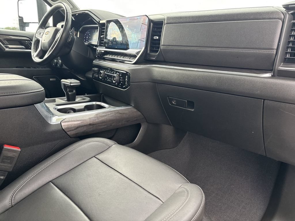 2023 Chevrolet Silverado 1500 LTZ - Photo 34