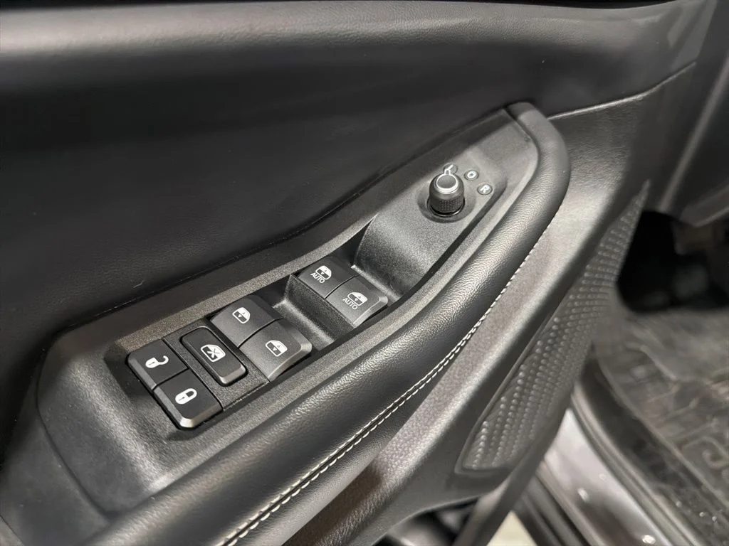 Used 2023 Gray Jeep Altitude X image 26