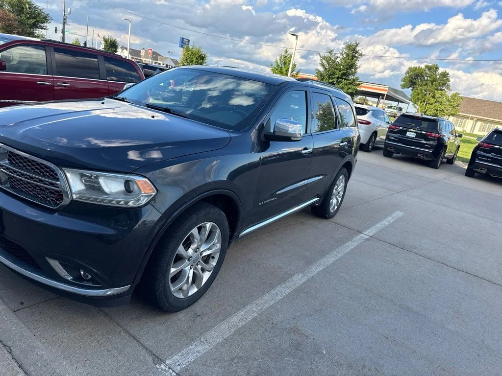 Used 2016 Gray Dodge Citadel image 2