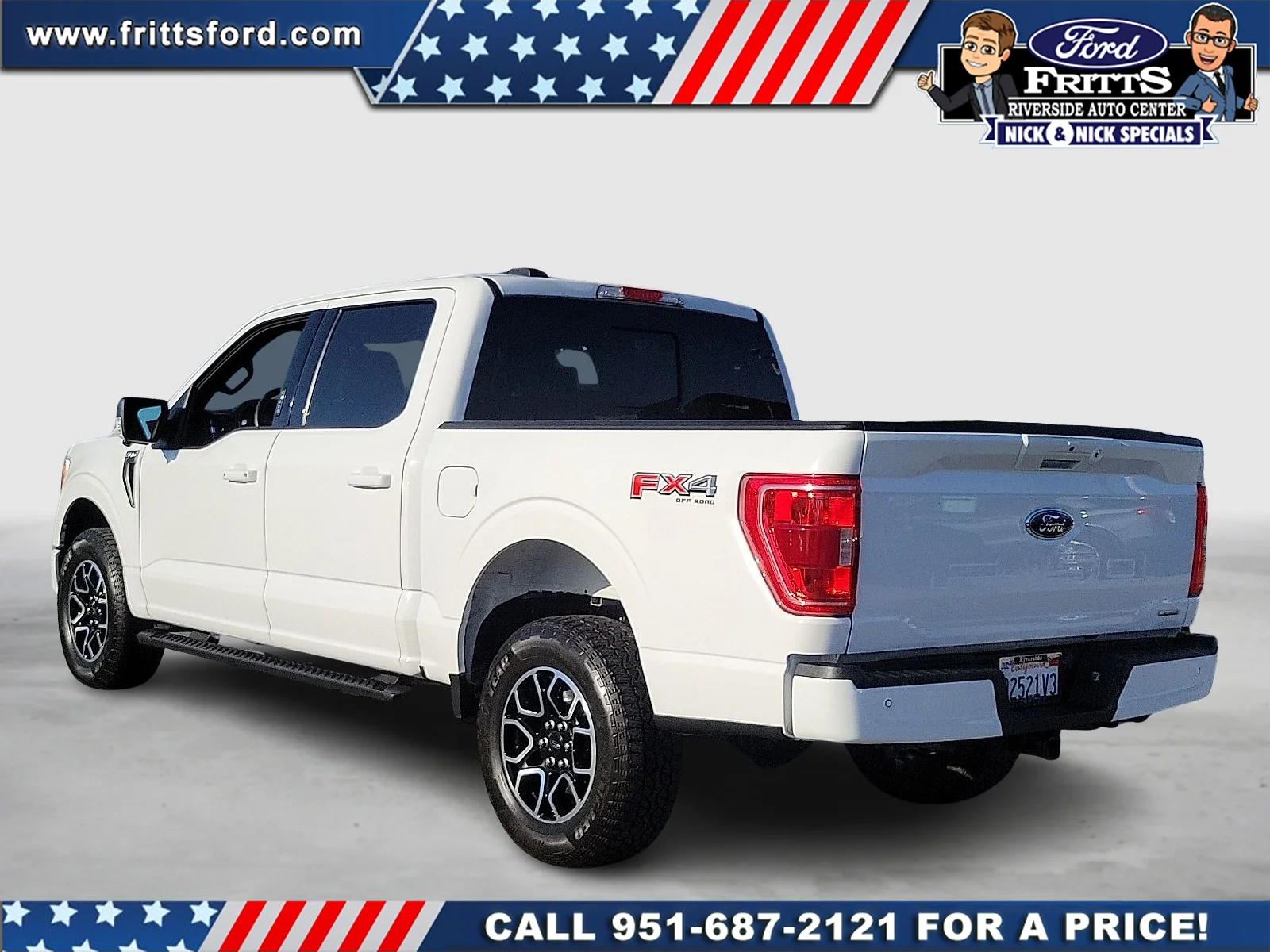 Certified Used 2023 Oxford White Ford XLT image 3