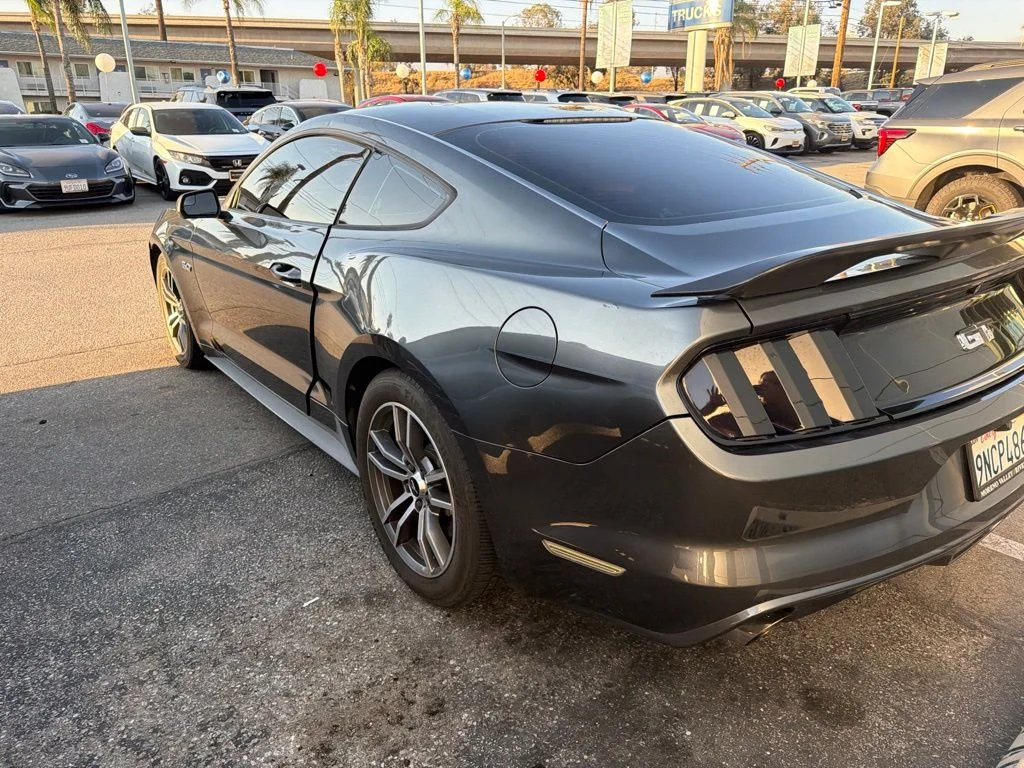 Used 2016 Gray Ford GT image 4