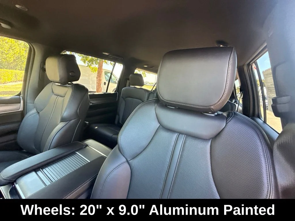 New 2026 Baltic Gray Metallic Clearcoat Jeep Limited Altitude image 24