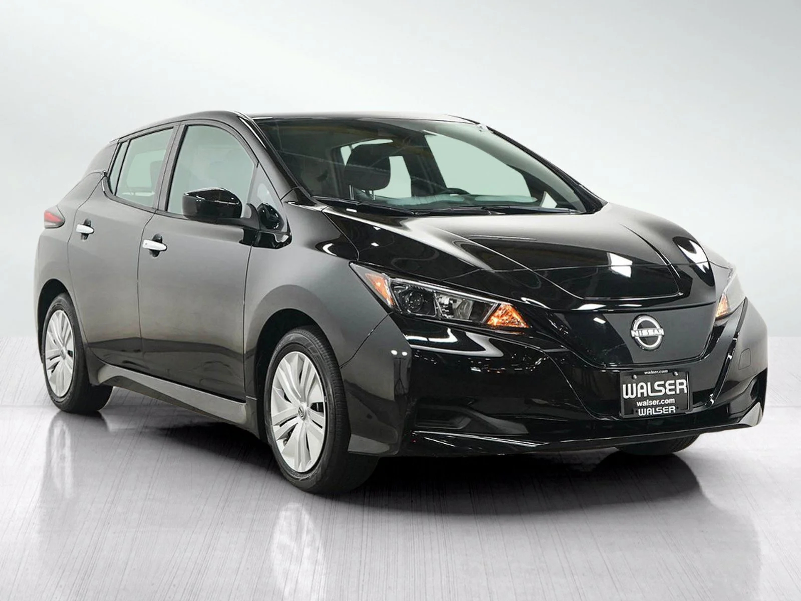 Used 2025 Super Black Nissan S image 9