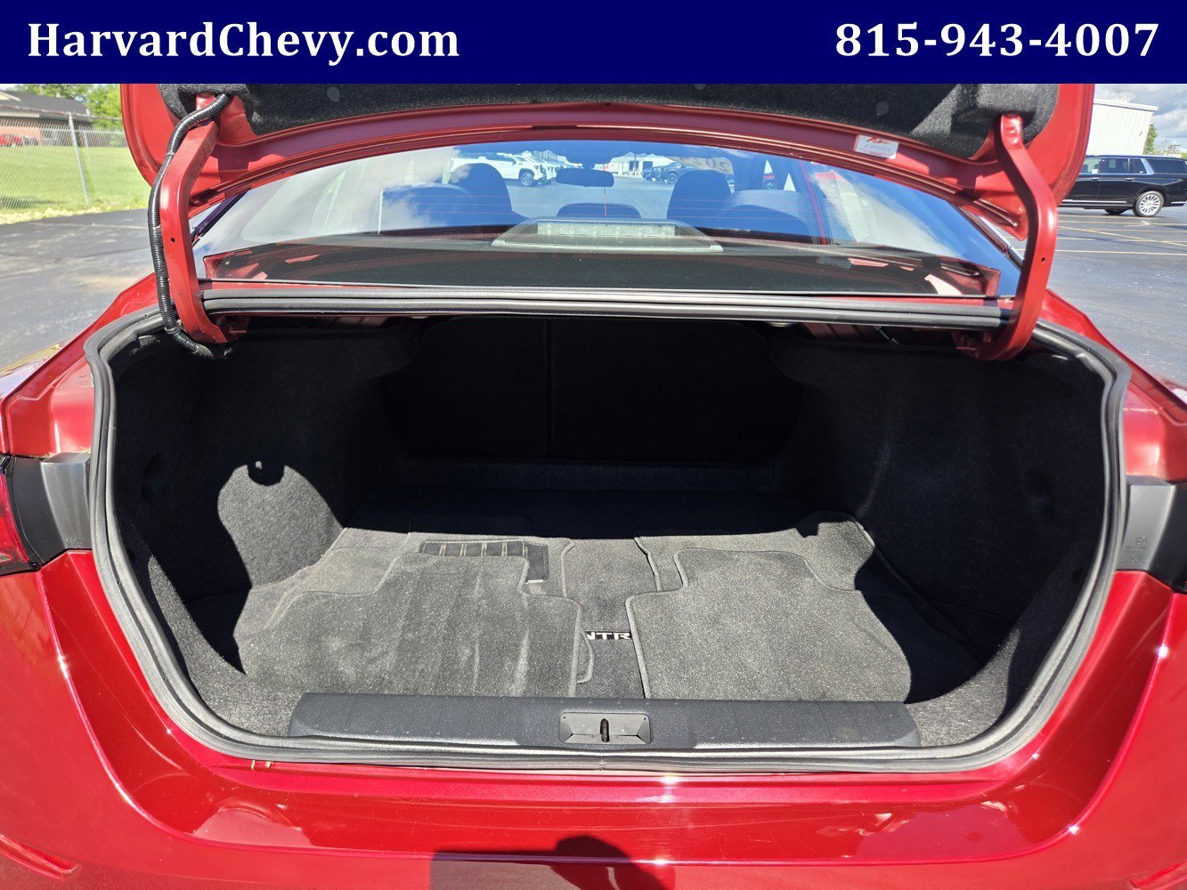 Used 2024 Red Nissan SV Xtronic CVT image 29