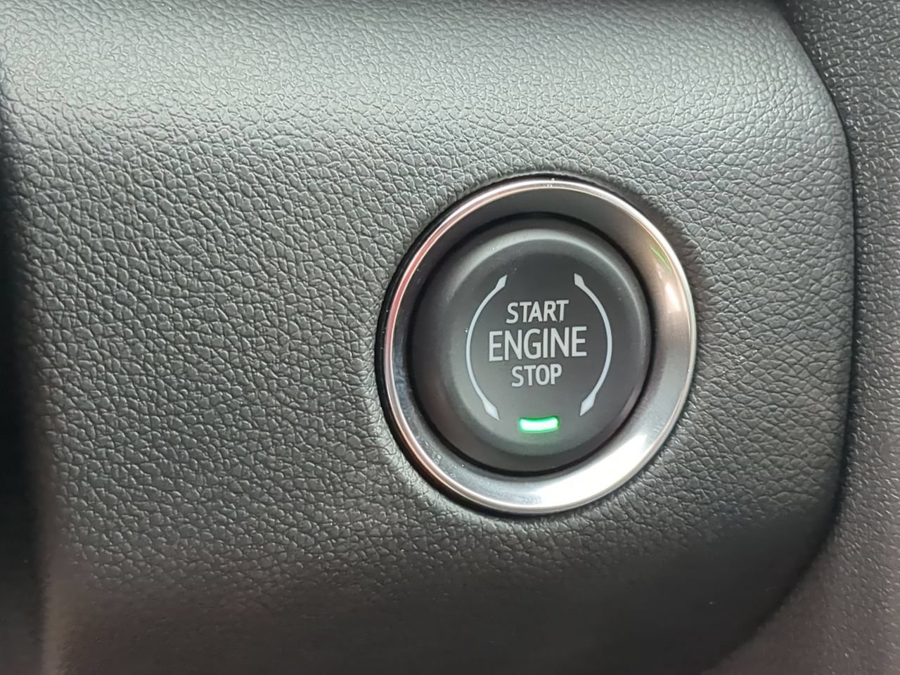 2026 GMC Acadia AT4 - Photo 17