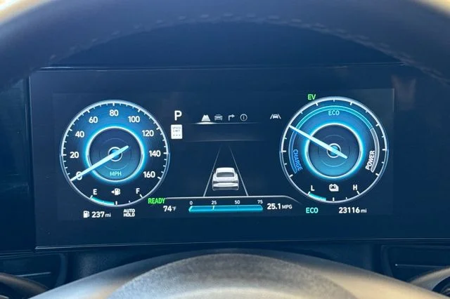 Used 2025 Gray Hyundai Limited image 29
