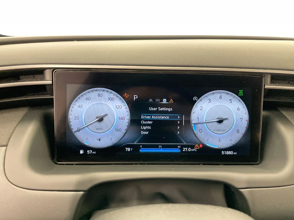 Used 2022 Quartz White Hyundai SEL image 11