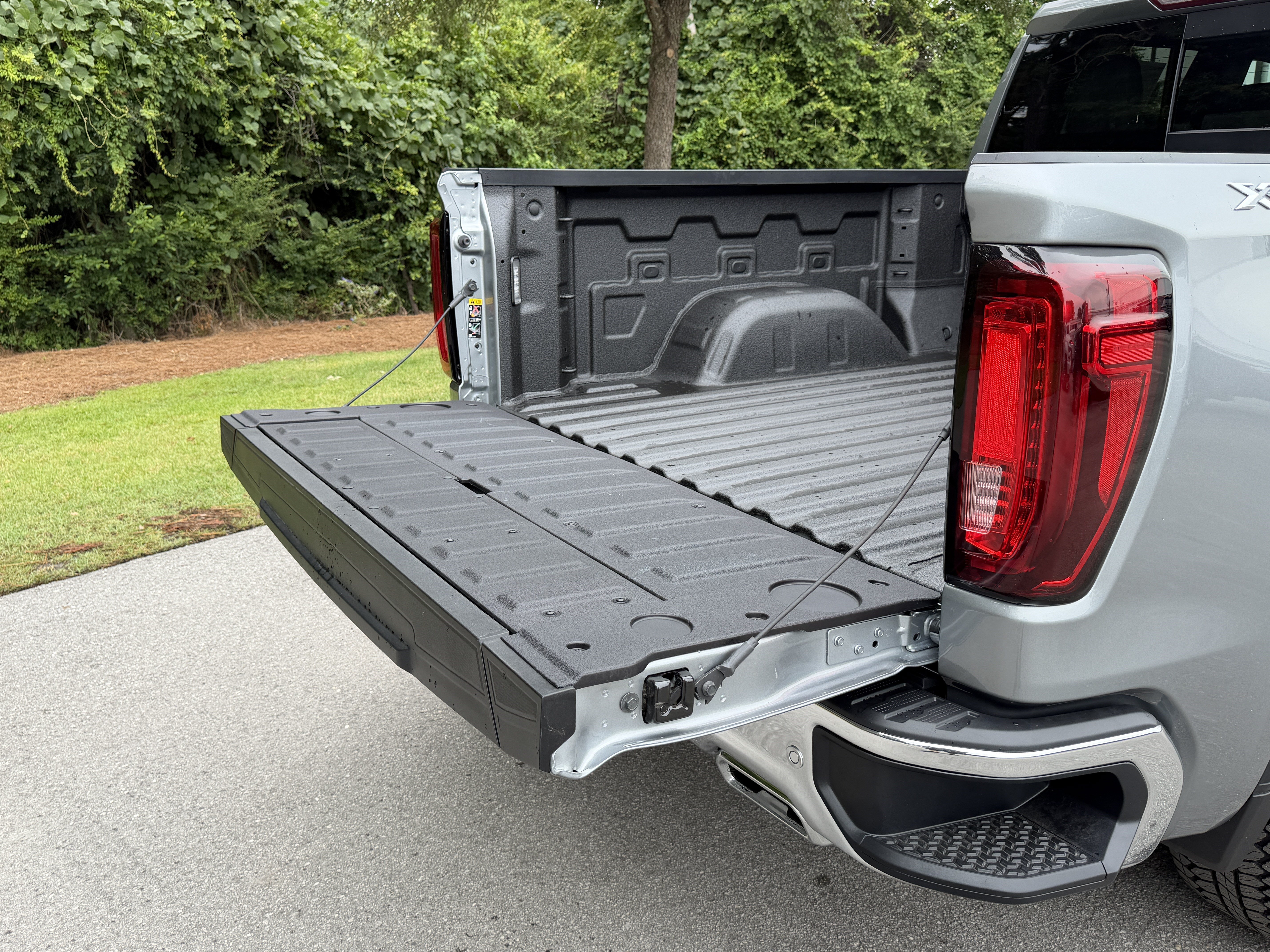 2026 GMC Sierra 1500 SLT - Photo 12