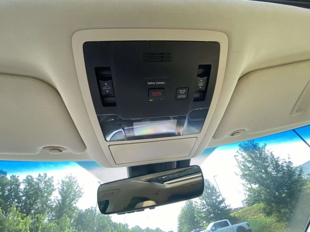 Used 2018 Obsidian Lexus Base image 27