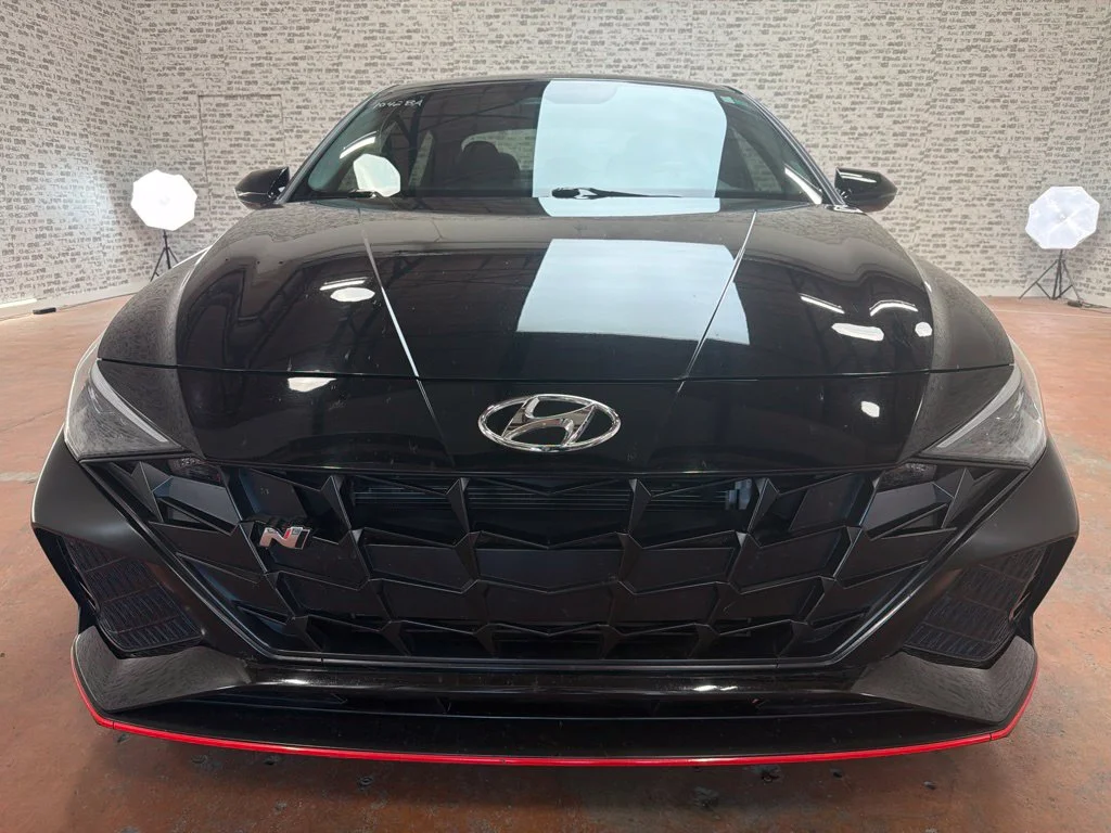 Used 2023 Phantom Black Hyundai Base image 2