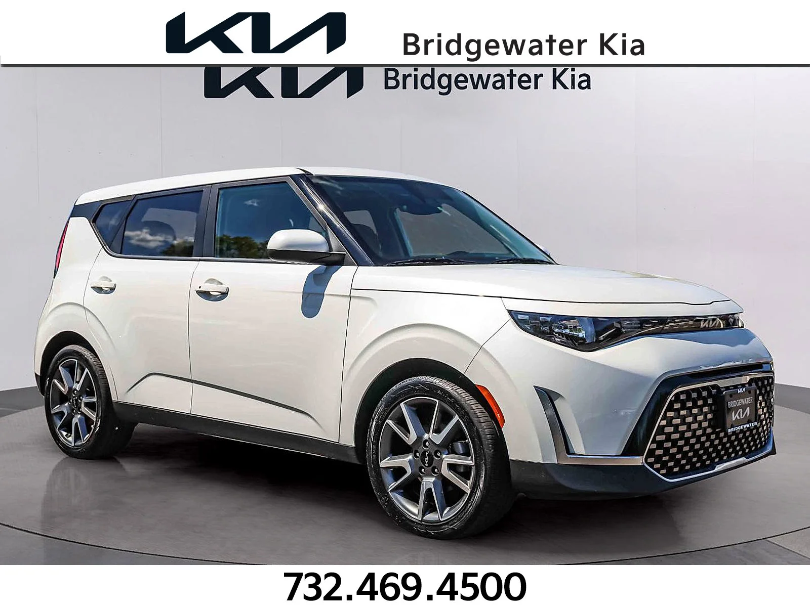 2024 Kia Soul 2.0L EX 6 IVT's photo