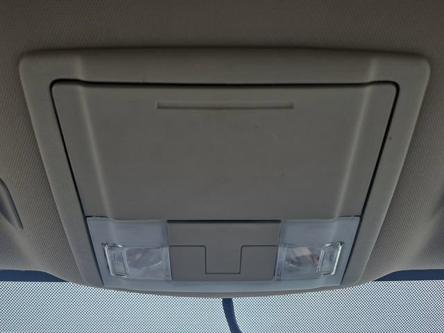 Used 2013 White Ford SEL image 29