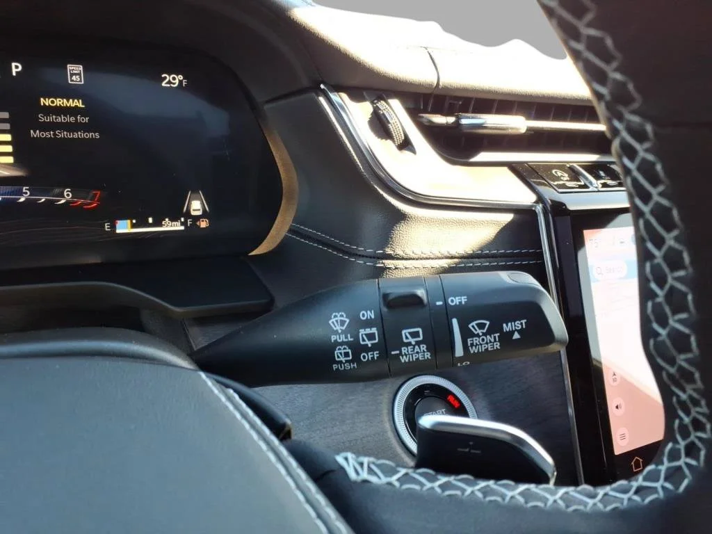 2025 Jeep Grand Cherokee Overland - Photo 19