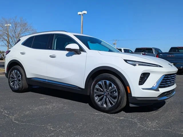New 2026 Summit White Buick Preferred image 2