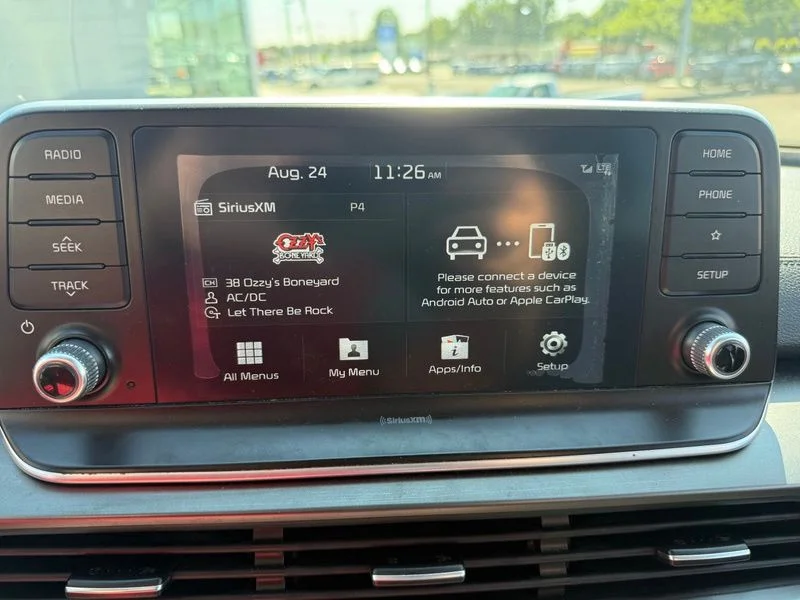 Used 2020 Silver Kia S image 12