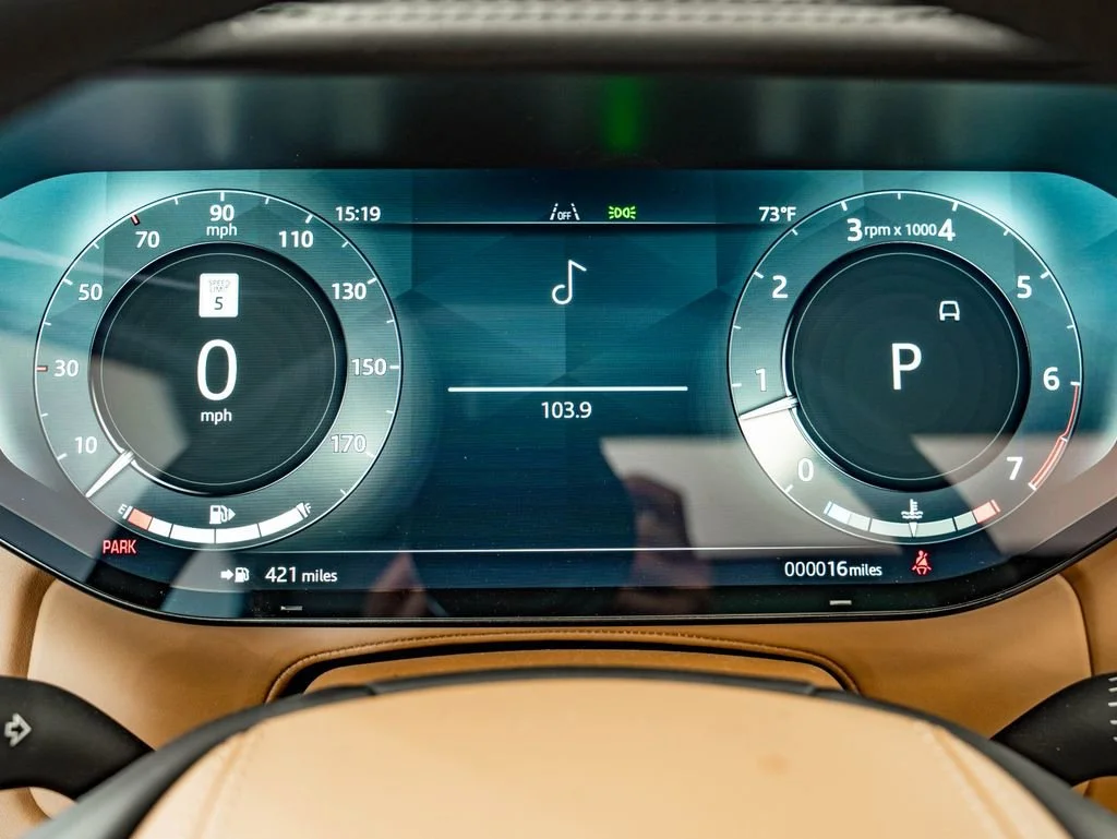 New 2026 Belgravia Green Land Rover SE image 30