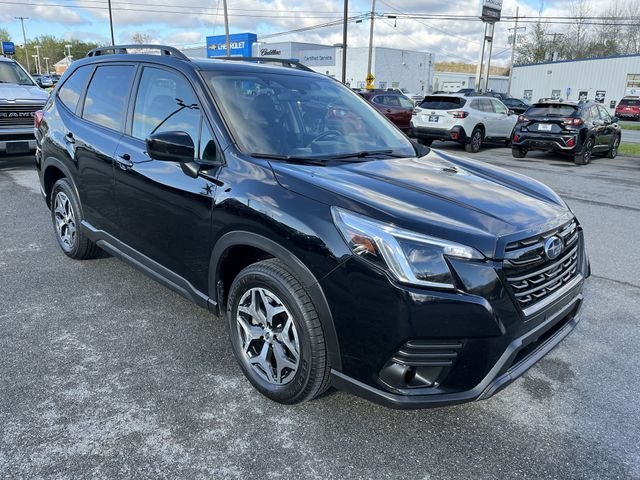 Used 2023 Black Subaru Premium image 11