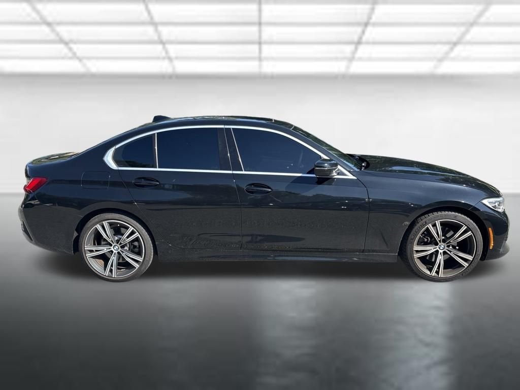 Used 2020 Black BMW 330i image 6