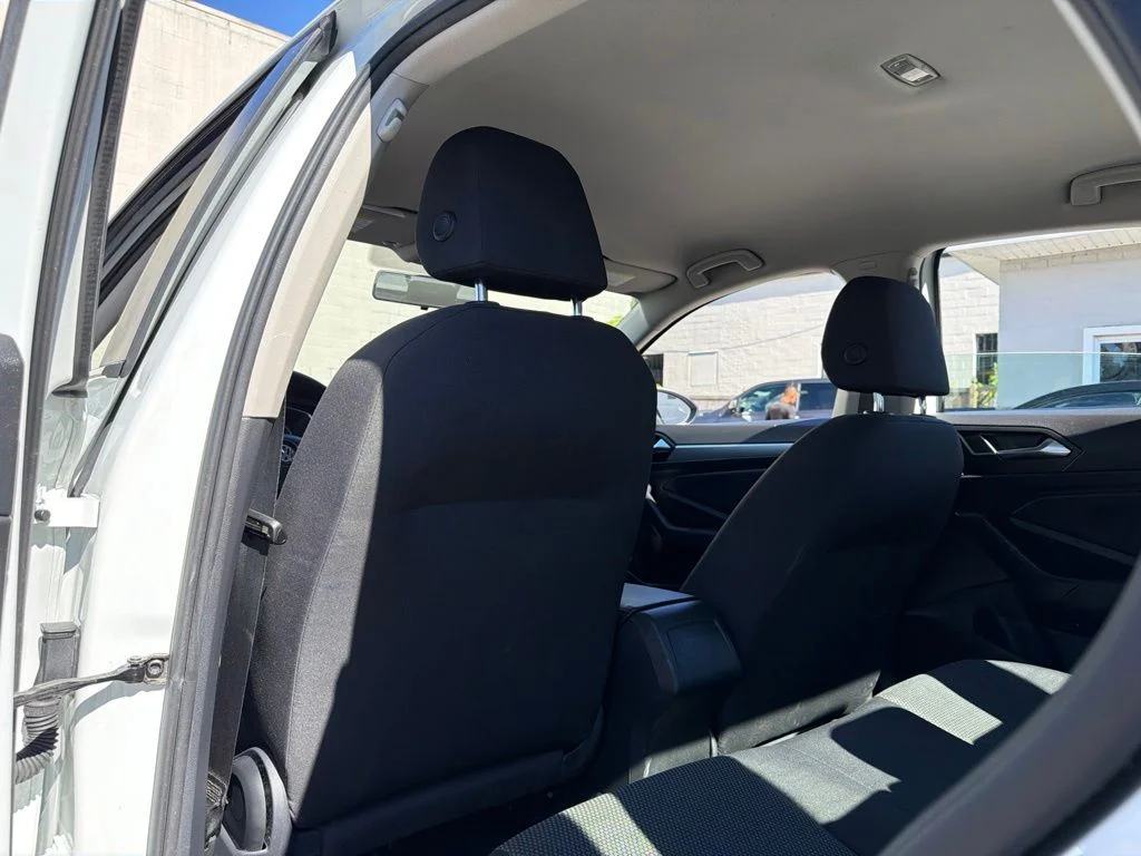 Used 2019 White Volkswagen 1.4T S image 20