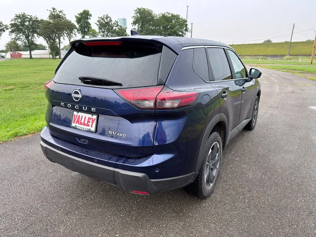 Used 2024 Blue Nissan SV image 12