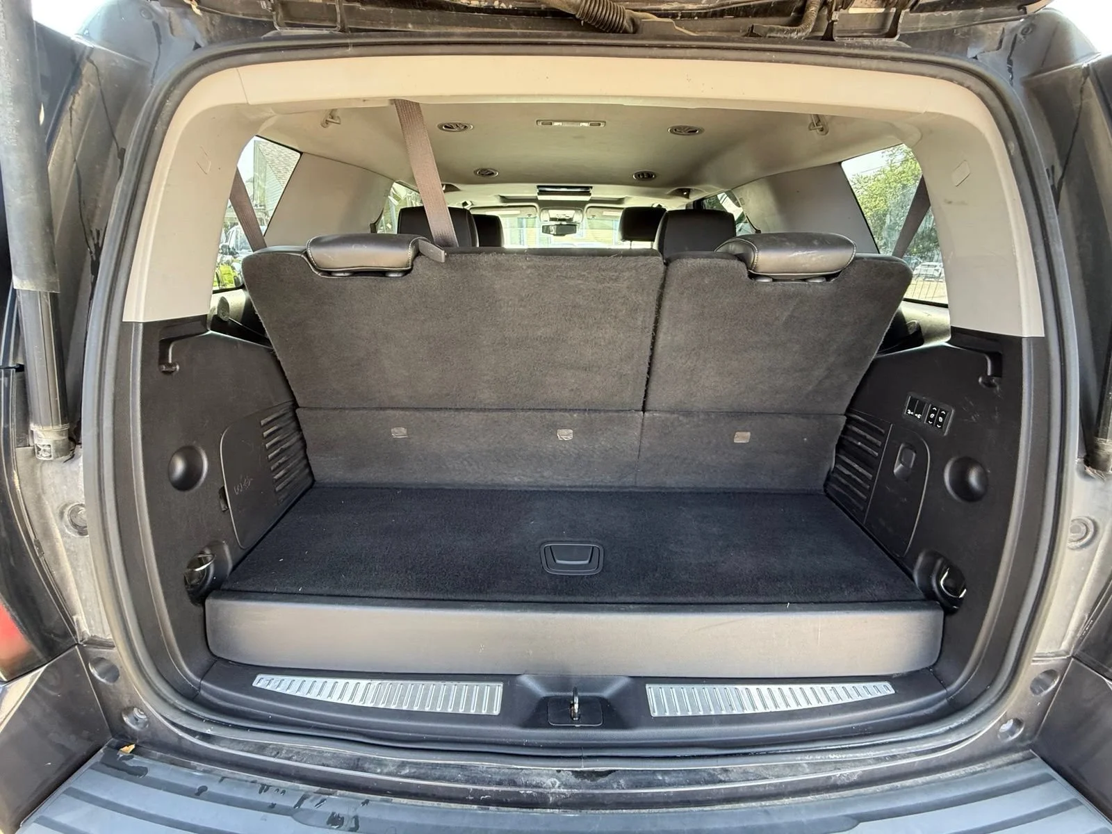 Used 2015 IRIDIUM METALLIC GMC SLT image 32