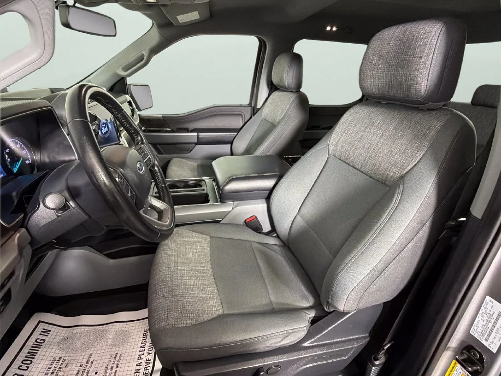 Used 2021 Silver Ford XLT image 18