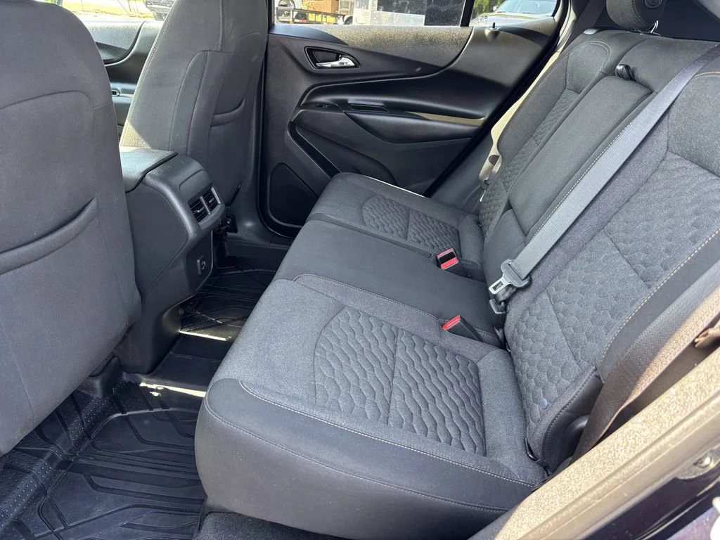 Used 2020 MIDNIGHT BLUE METALLIC Chevrolet LT image 18