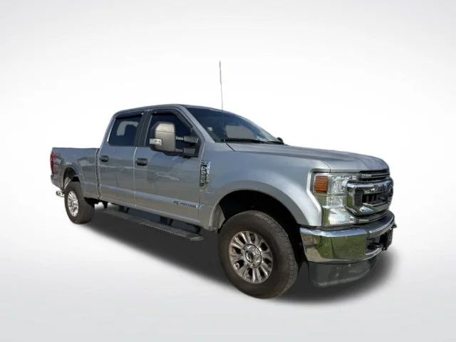 Used 2020 Silver Ford XL image 3