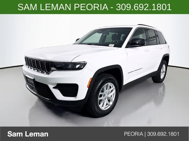 New 2026 Bright White Clearcoat Jeep Laredo X image 3