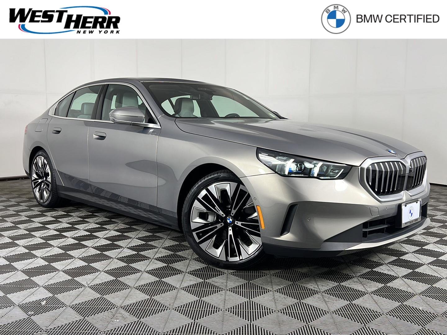 Certified Used 2024 Oxide Grey Metallic BMW 540i xDrive image 1