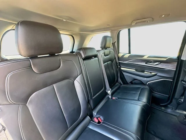 Used 2022 White Jeep Limited image 32