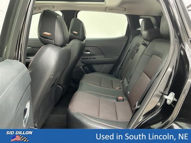 Used 2025 Super Black Nissan SR image 19