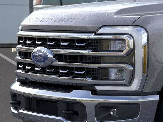 New 2026 Carbonized Gray Metallic Ford XLT image 39