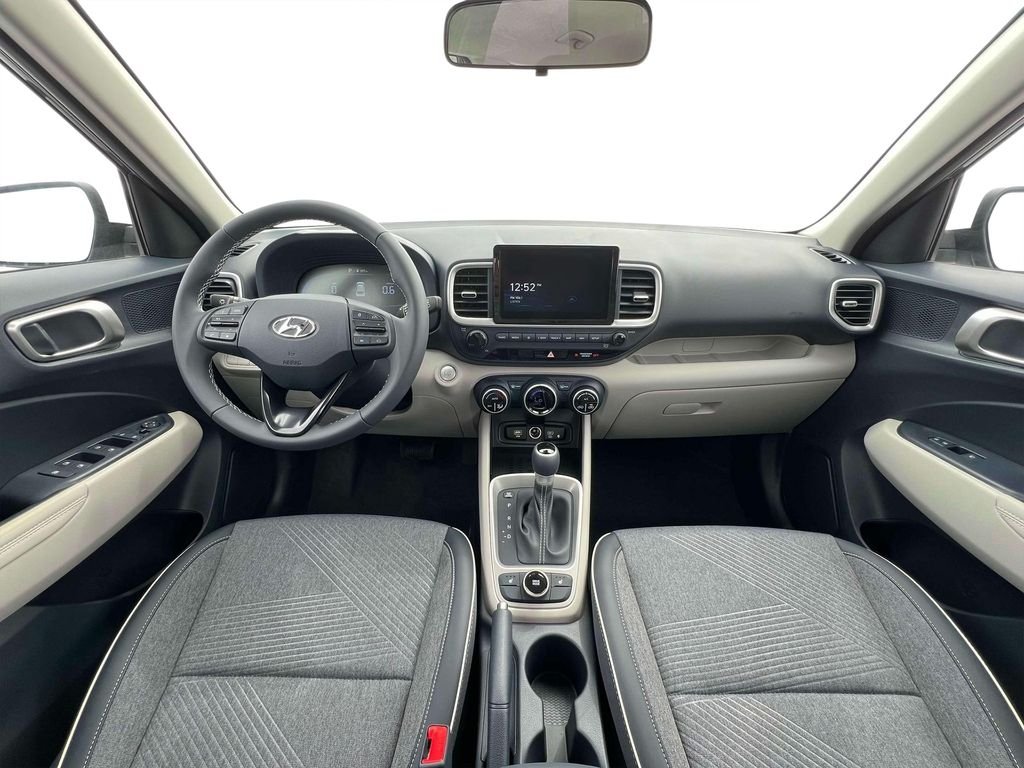 New 2025 White Hyundai Limited image 32