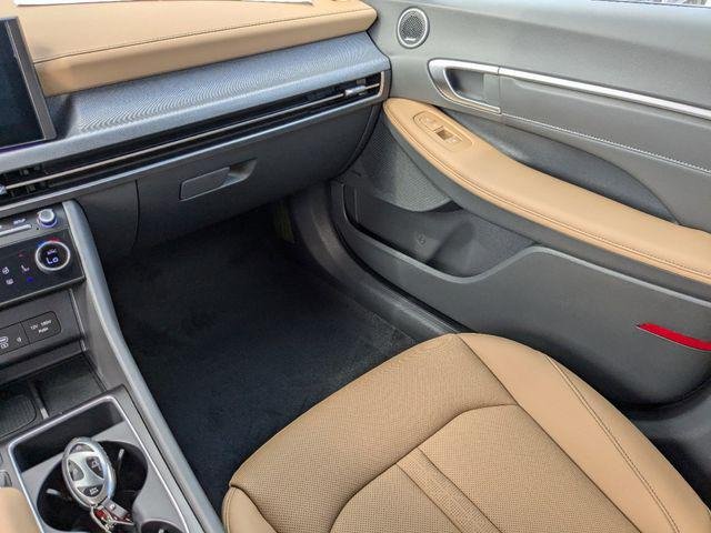 2024 Hyundai Sonata Hybrid Limited - Photo 16