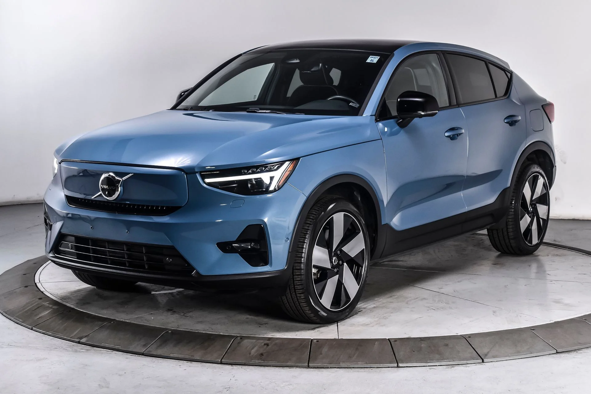 Used 2023 Volvo C40 Ultimate with VIN YV4ED3GM4P2032109 for sale in Seattle, WA