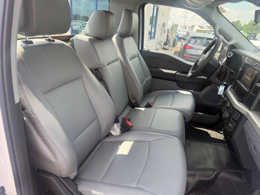 New 2026 Oxford White Ford F-550® XL image 42