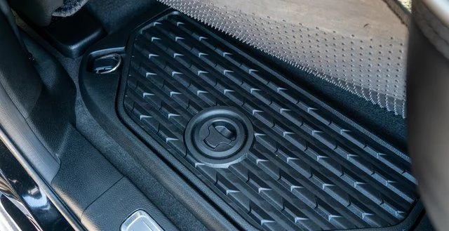 Used 2020 Black Ram Laramie image 12
