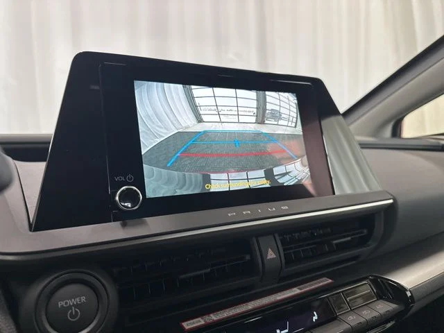 2026 Toyota Prius LE - Photo 12