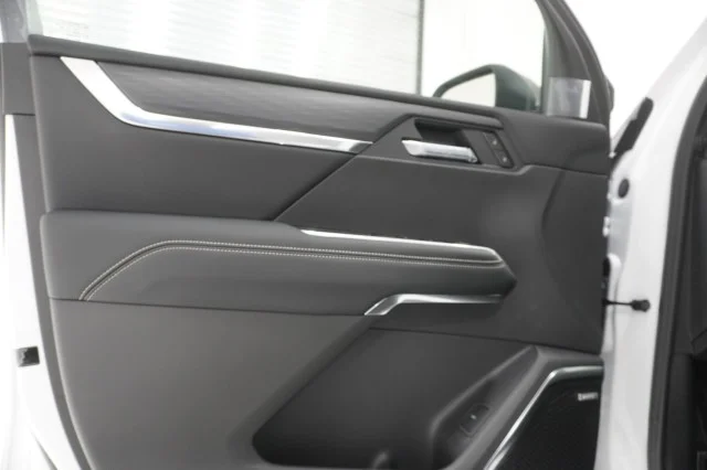 2026 GMC Acadia Elevation - Photo 14