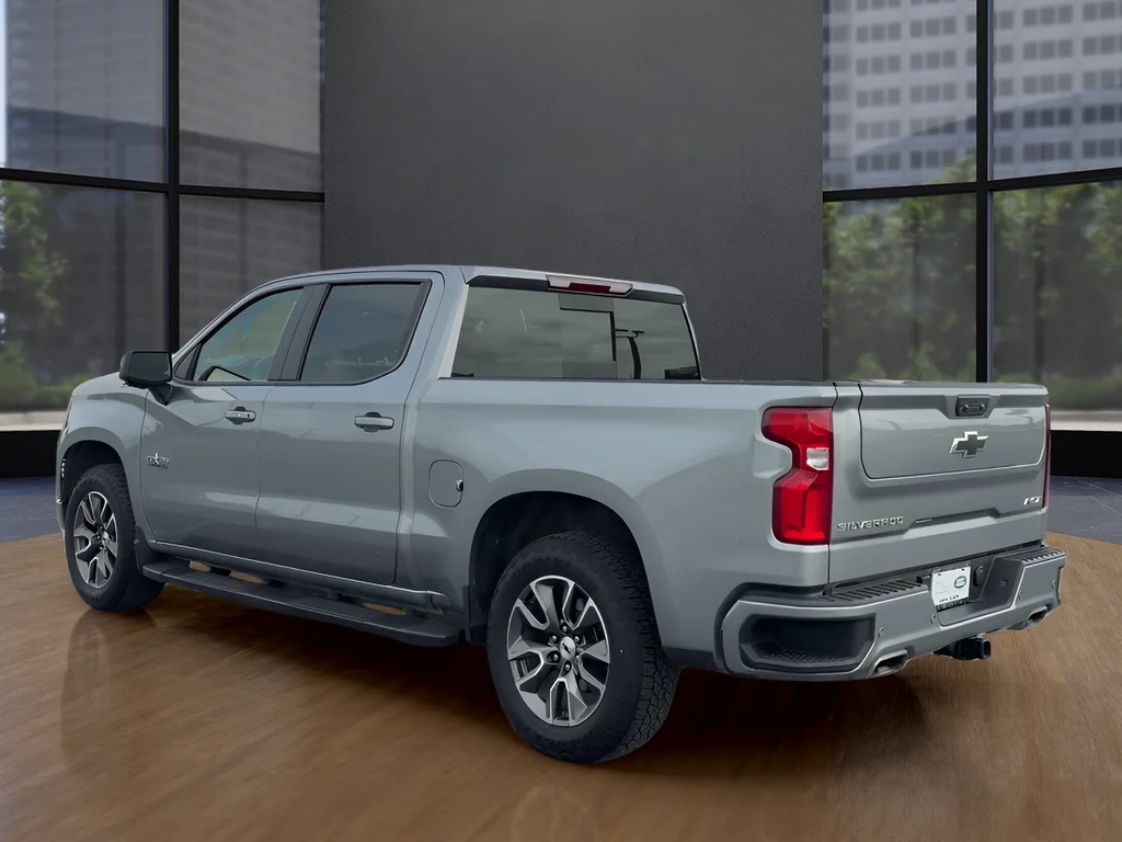 Used 2025 Gray Chevrolet RST image 7